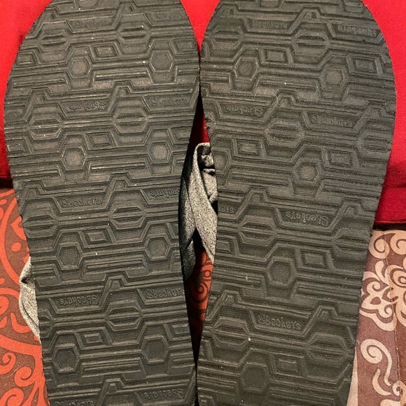 Skechers Gray Yoga Foam Sandals - Picture 3 of 5
